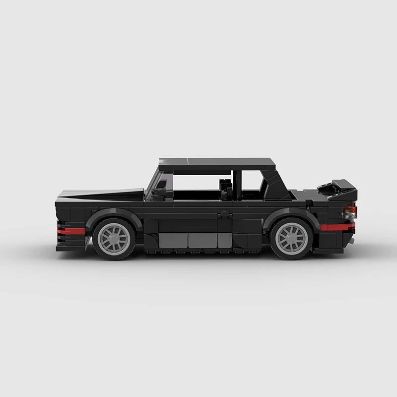 BMW M3 E30 | Schwarz Edition I